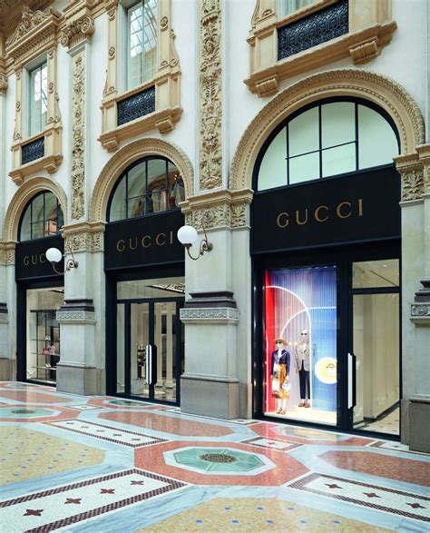 piastrelle negozi gucci|negozi gucci oggi.